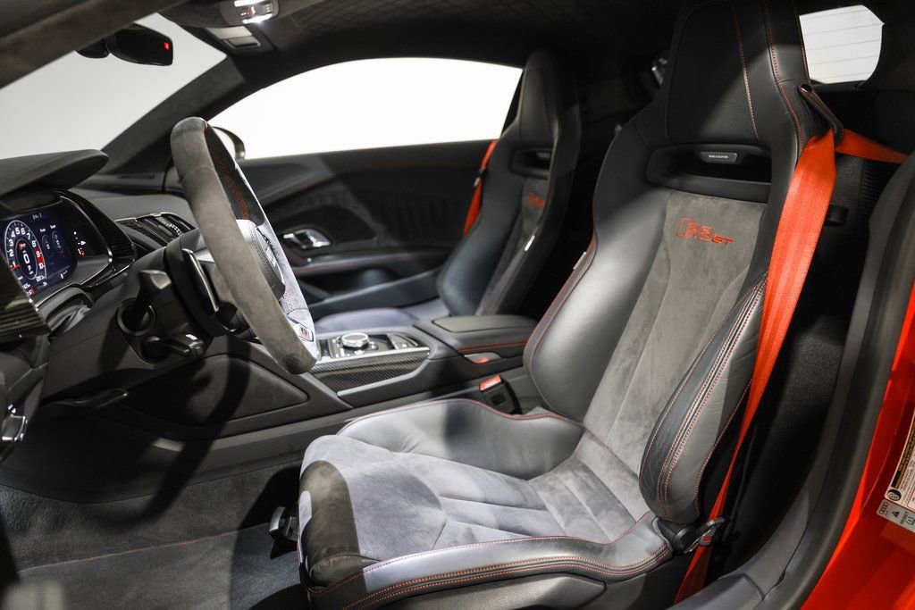 Used 2023 Audi R8 V10 GT RWD image 28