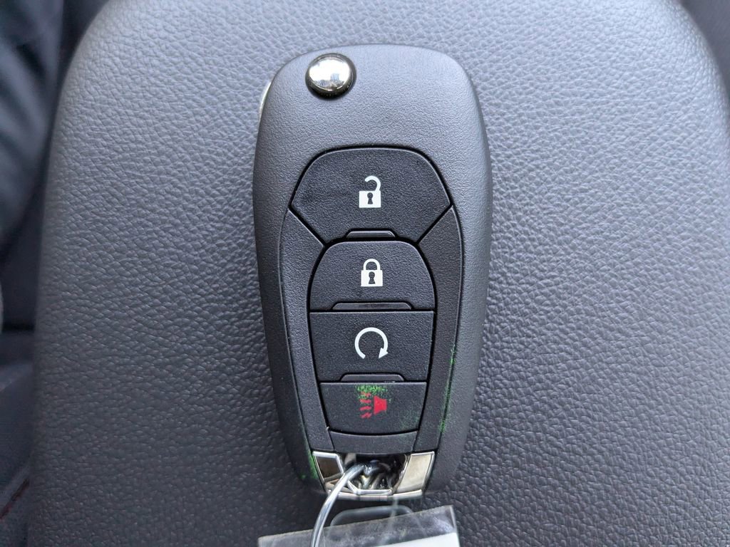 New 2026 Chevrolet Trax RS w/ Driver Confidence Package image 28