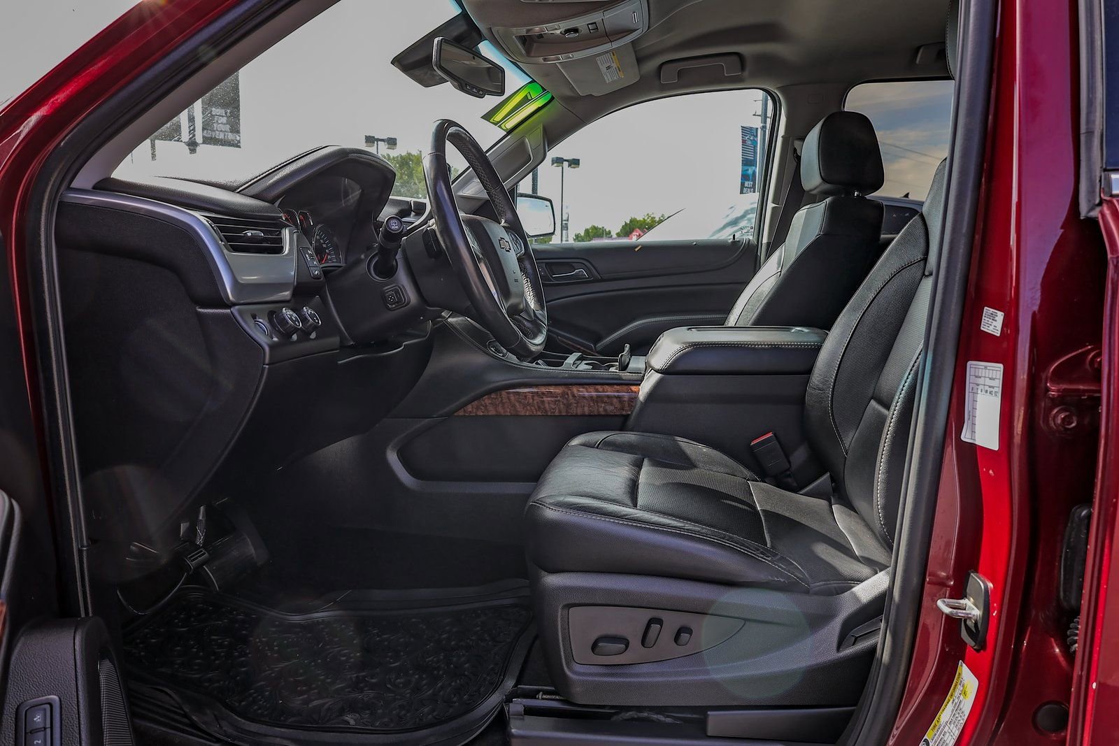 Used 2017 Chevrolet Tahoe Premier AWD/4WD image 12
