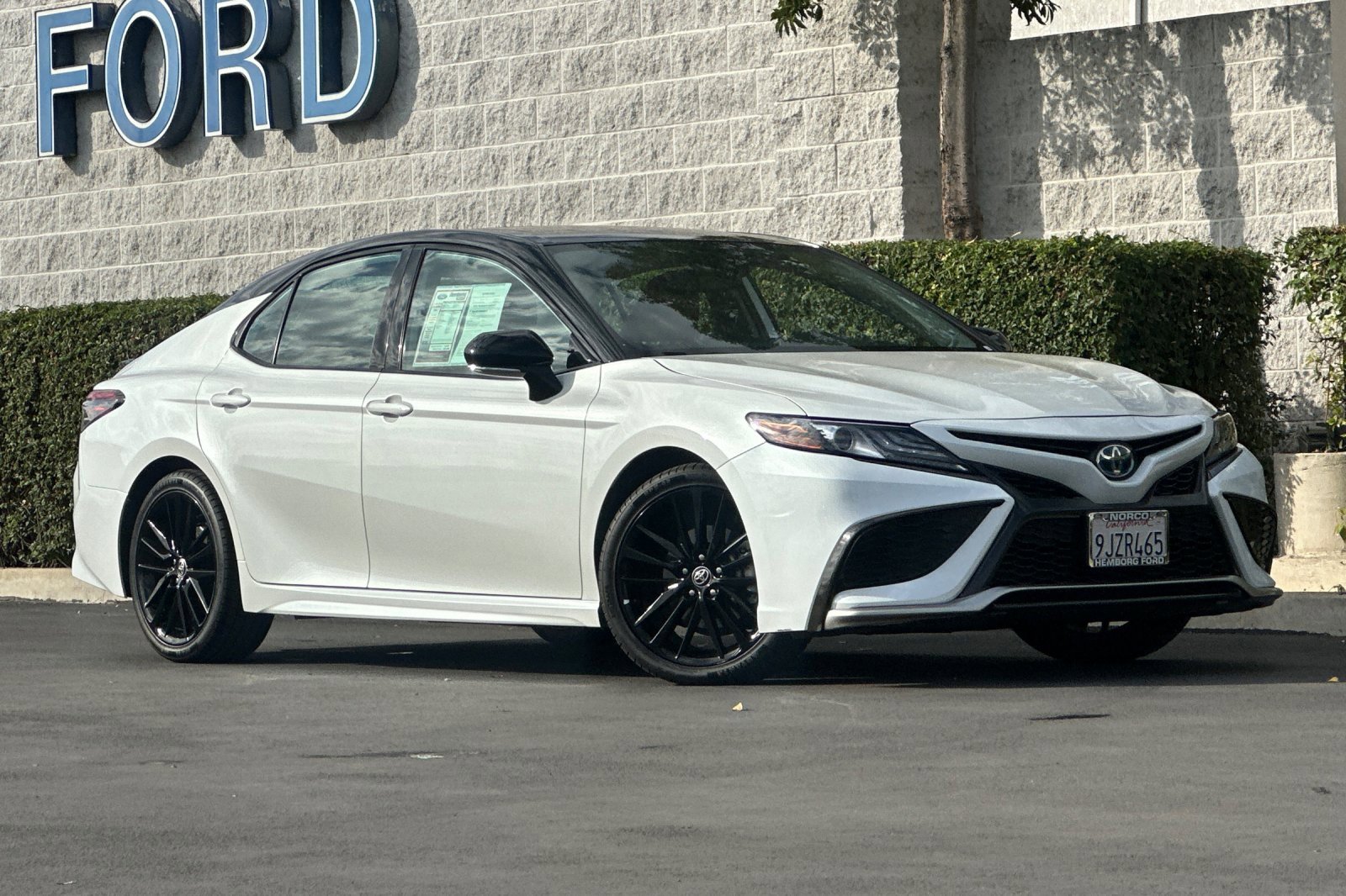 Used 2024 Toyota Camry XSE image 2