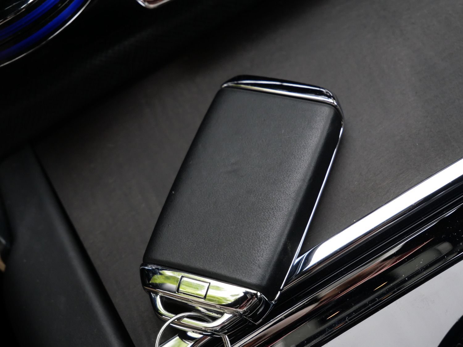 Certified 2021 Rolls-Royce Cullinan AWD/4WD image 16