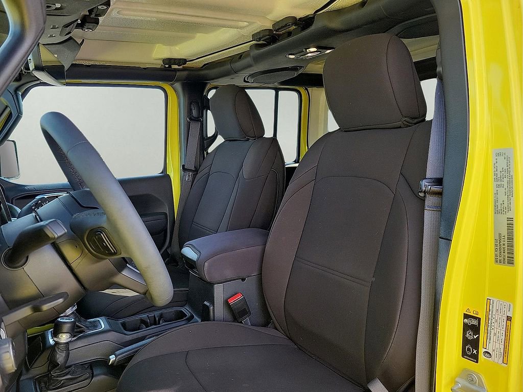 Used 2023 Jeep Wrangler Sport S image 11