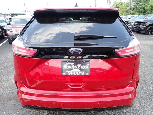 Certified 2024 Ford Edge ST-Line AWD/4WD image 6