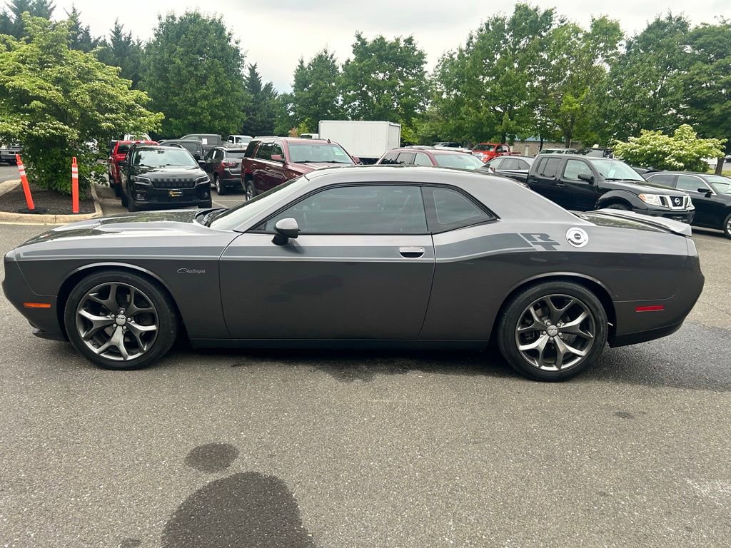 Used 2015 Dodge Challenger R/T Plus RWD image 4