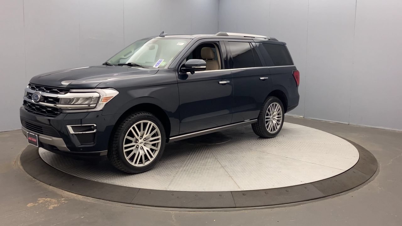 Used 2023 Ford Expedition Limited AWD/4WD image 9