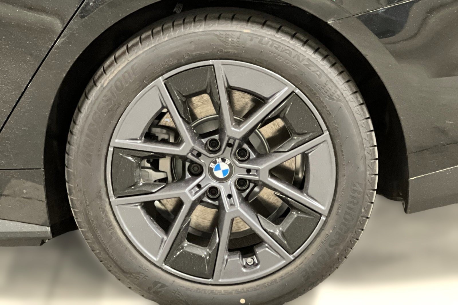 Used 2025 BMW i4 xDrive40i w/ Premium Package AWD/4WD image 11