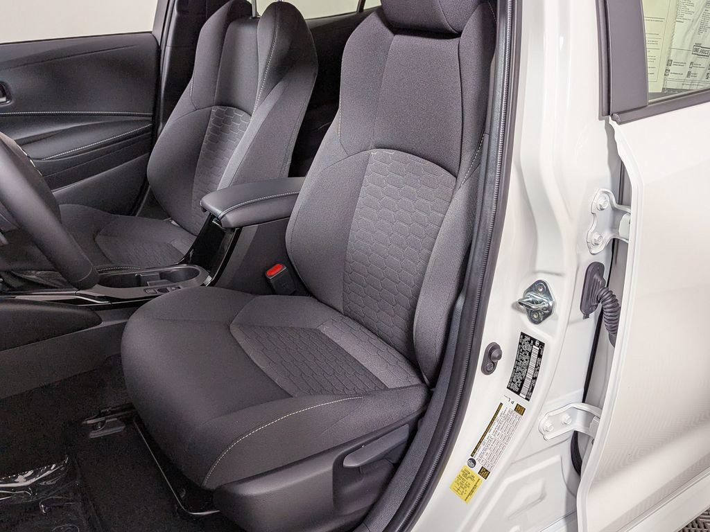 Used 2026 Toyota Corolla SE FWD image 18