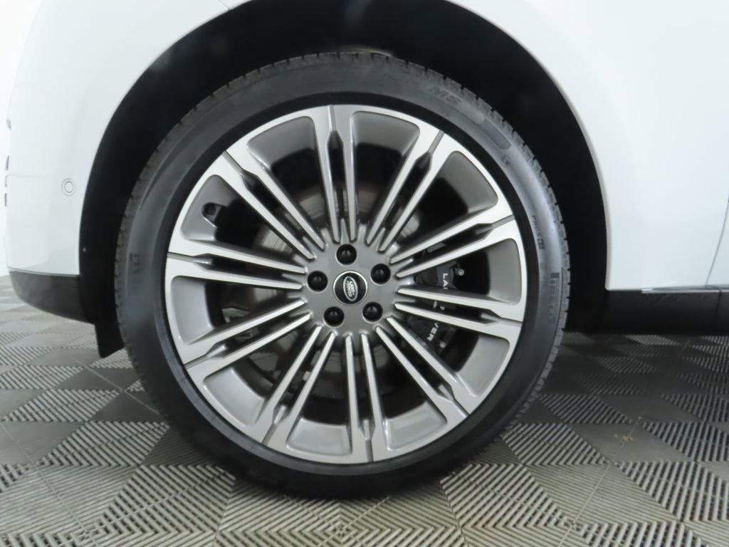 New 2025 Land Rover Range Rover Autobiography image 31