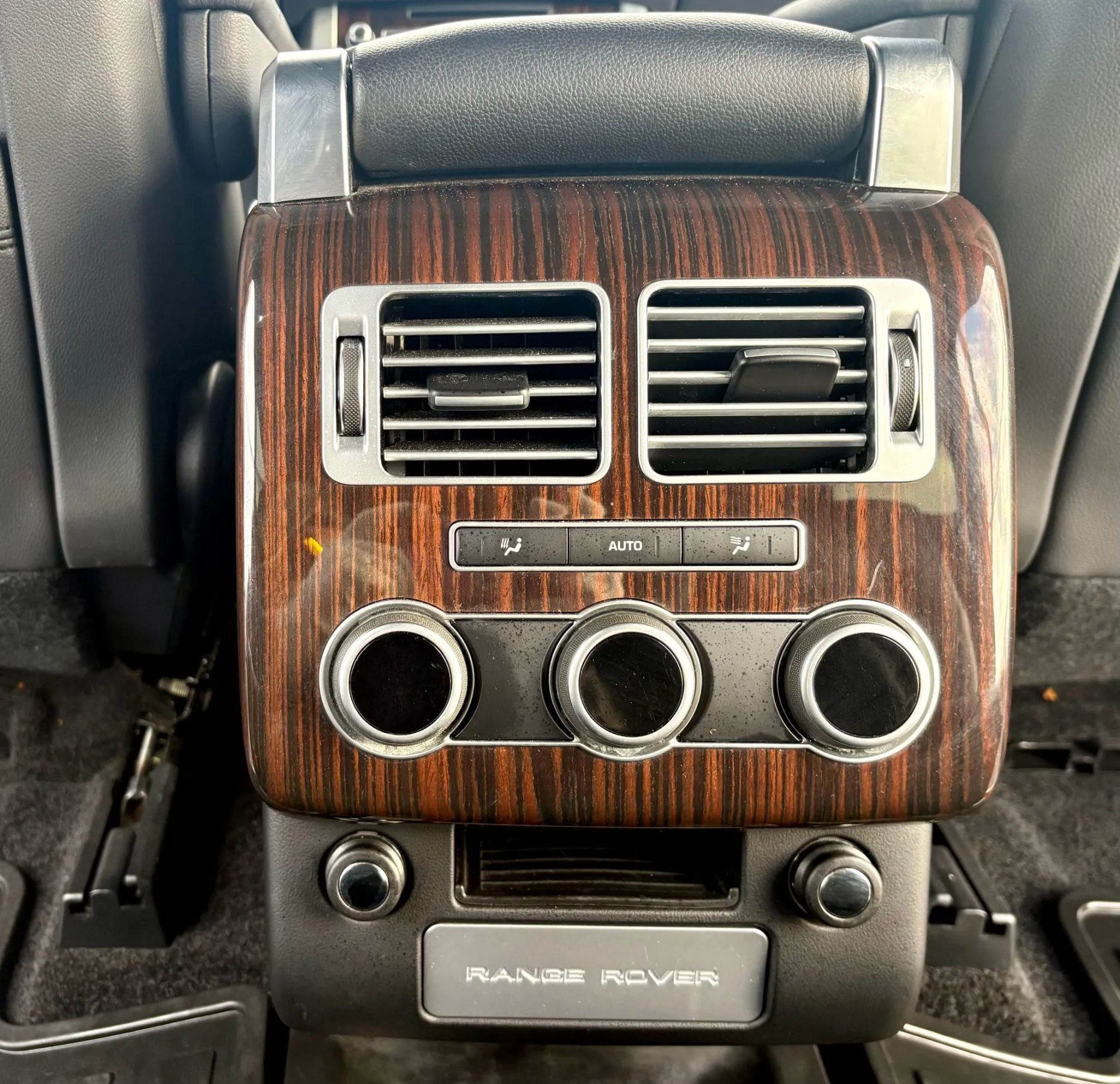 Used 2017 Land Rover Range Rover image 23