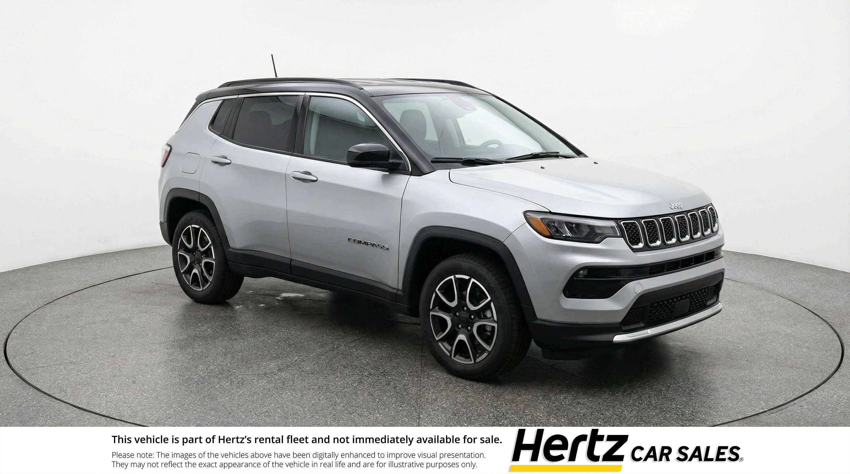Used 2025 Jeep Compass Trailhawk AWD/4WD image 1
