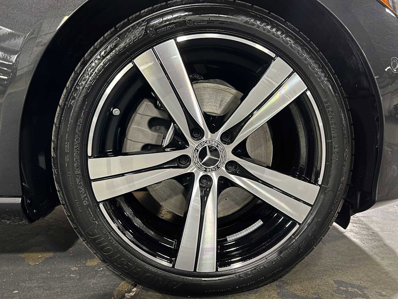 Used 2025 Mercedes-Benz C 300 4MATIC Sedan image 10