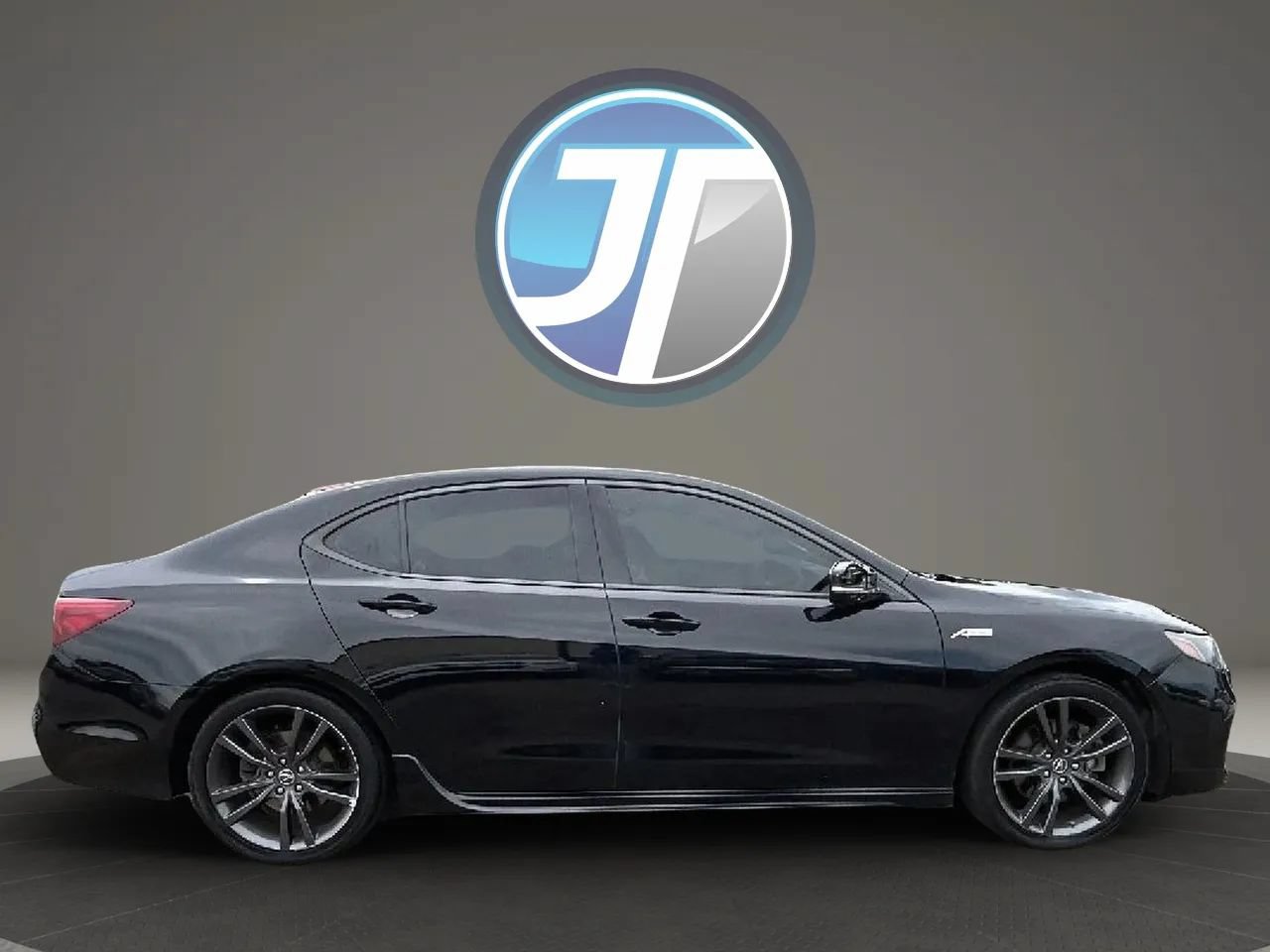 Used 2018 Acura TLX V6 w/ Technology & A-SPEC Pkg FWD image 4
