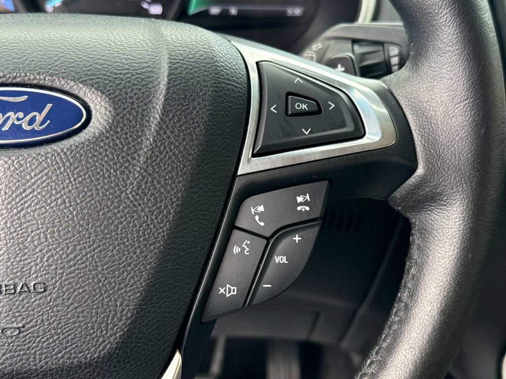 Used 2015 Ford Edge SEL w/ Equipment Group 201A AWD/4WD image 14