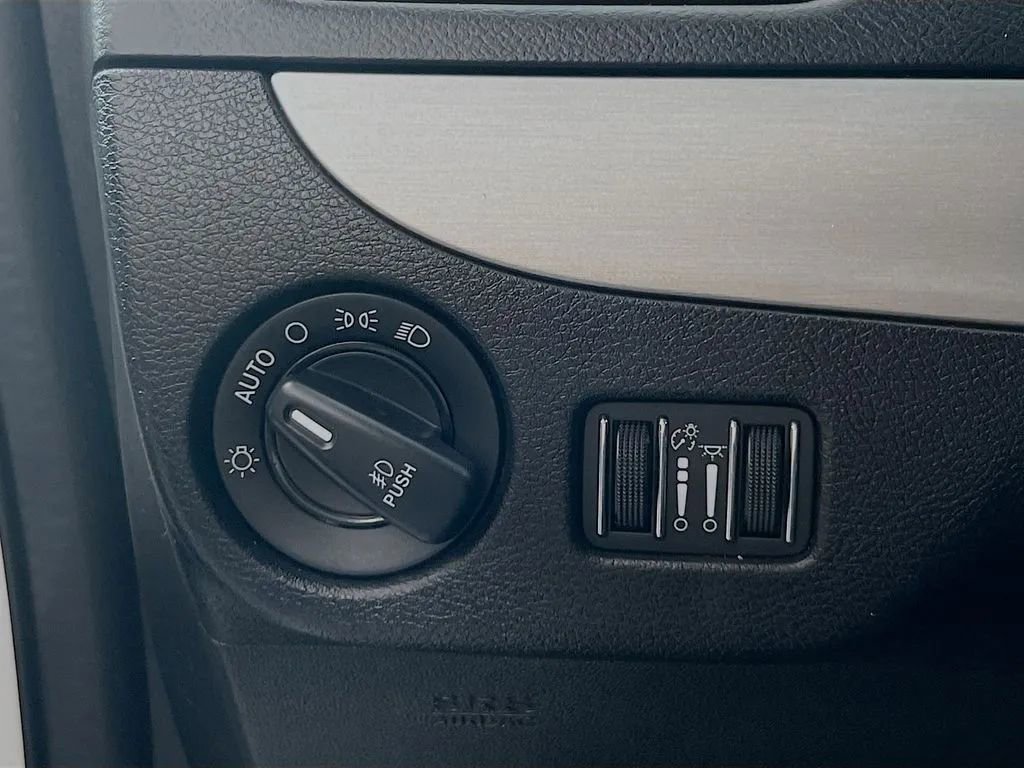 Used 2019 Dodge Grand Caravan GT image 11