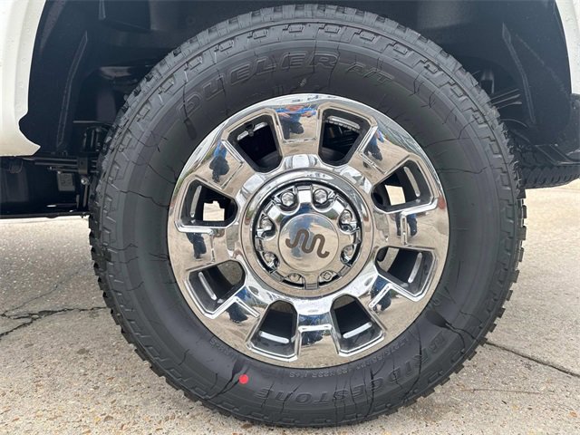 New 2025 Ford F250 King Ranch w/ Chrome Package image 3