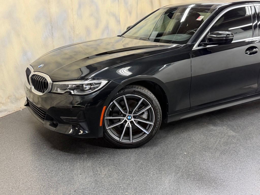 Used 2022 BMW 330i xDrive Sedan w/ Driving Assistance Package AWD/4WD image 2