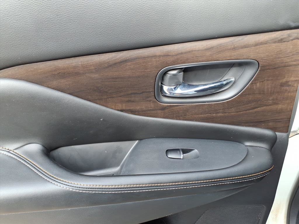 Used 2021 Nissan Murano Platinum w/ Cargo Package image 11