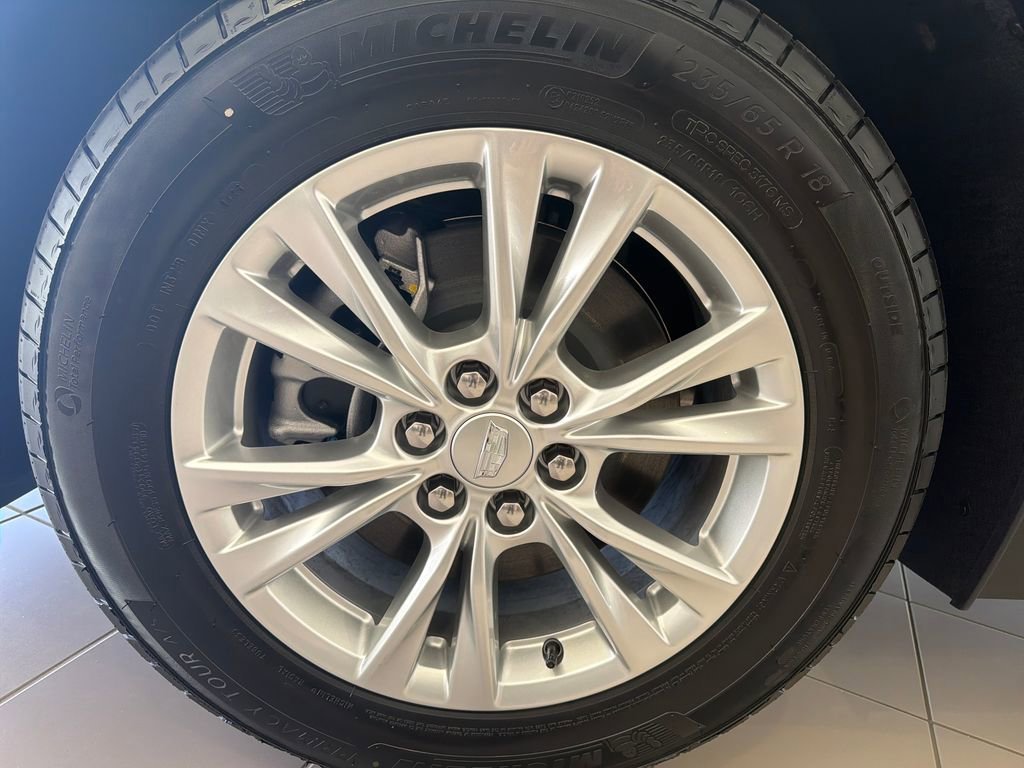 New 2026 Cadillac XT5 Luxury w/ LPO, Floor Liner Package AWD/4WD image 7