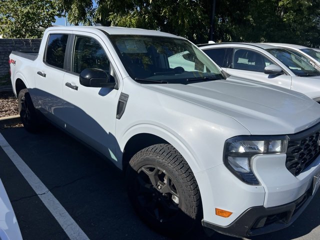 Used 2025 Ford Maverick XLT w/ XLT Luxury Package image 2