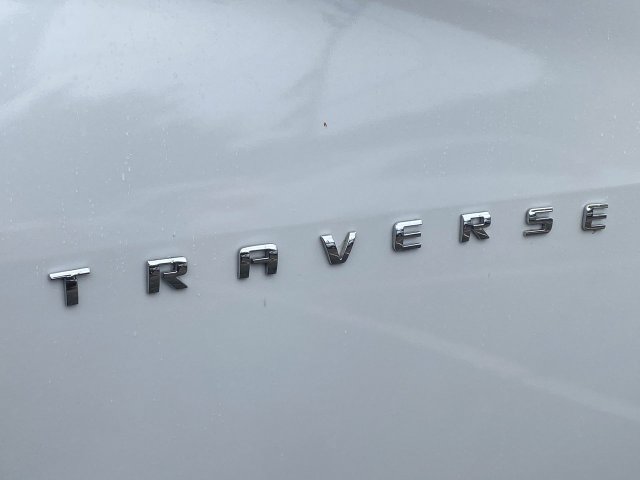 Used 2023 Chevrolet Traverse Premier FWD image 32