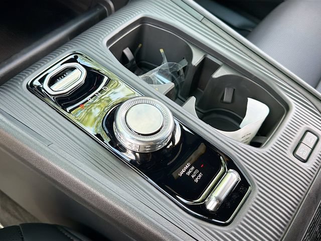 New 2026 Jeep Cherokee Limited AWD/4WD image 17