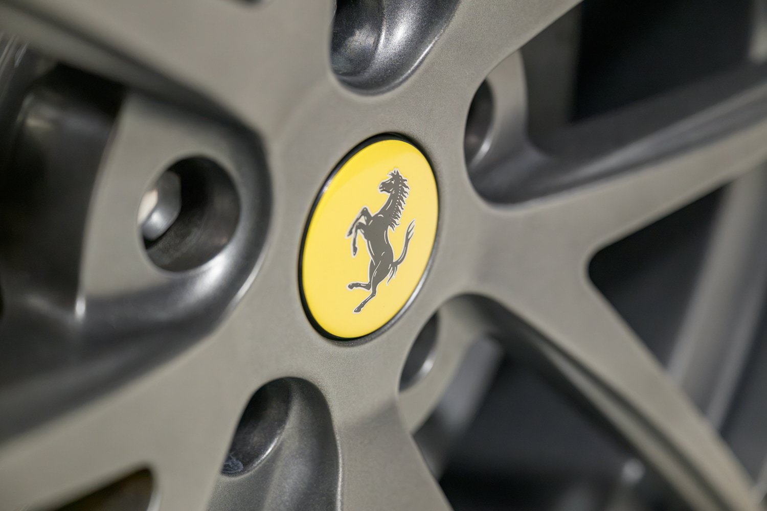 Used 2016 Ferrari F12 Berlinetta RWD image 34