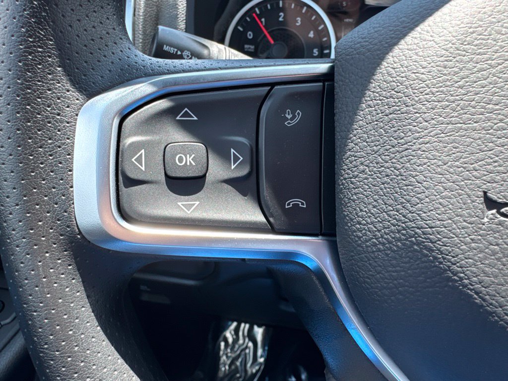 New 2026 RAM 1500 Express AWD/4WD image 11