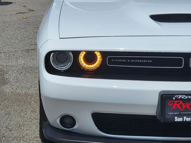 Certified 2022 Dodge Challenger R/T image 3
