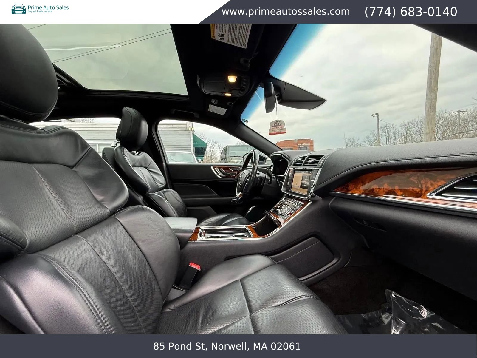 Used 2017 Lincoln Continental Select w/ Climate Package image 27