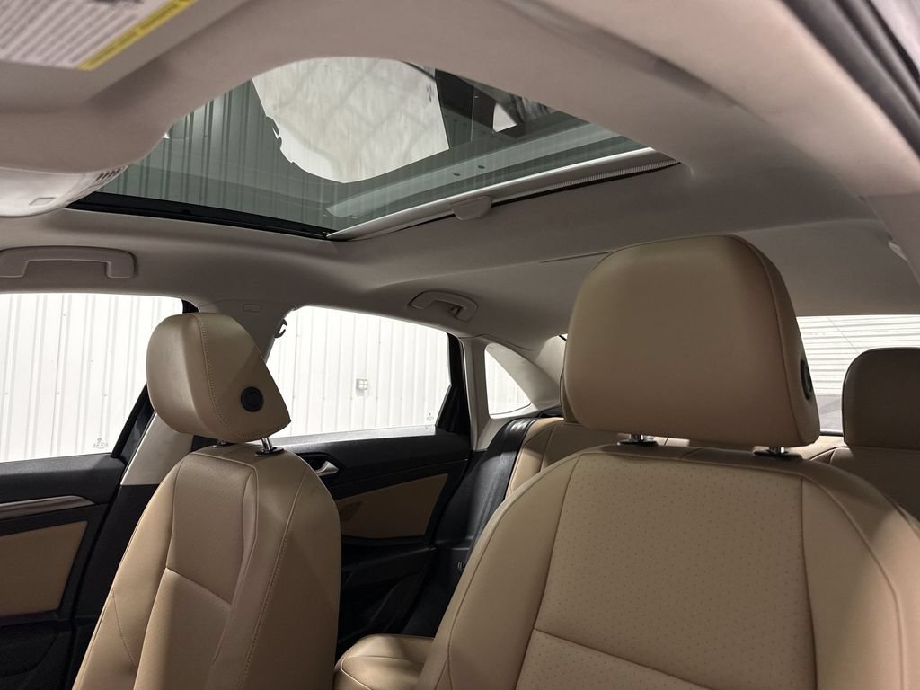Used 2019 Volkswagen Jetta SEL FWD image 19