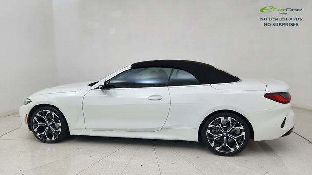 Used 2025 BMW 430i Convertible w/ Premium Package image 12