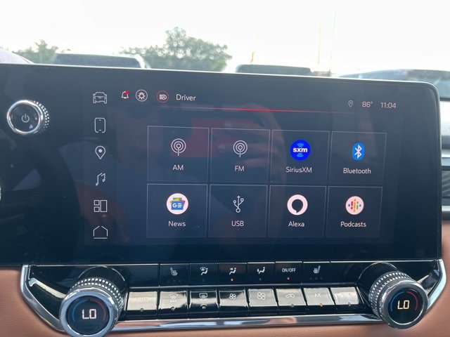 Used 2024 GMC Canyon AT4 w/ Technology Package image 24