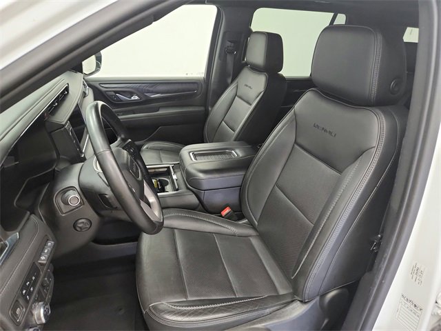 Used 2023 GMC Yukon Denali w/ Max Trailering Package image 18