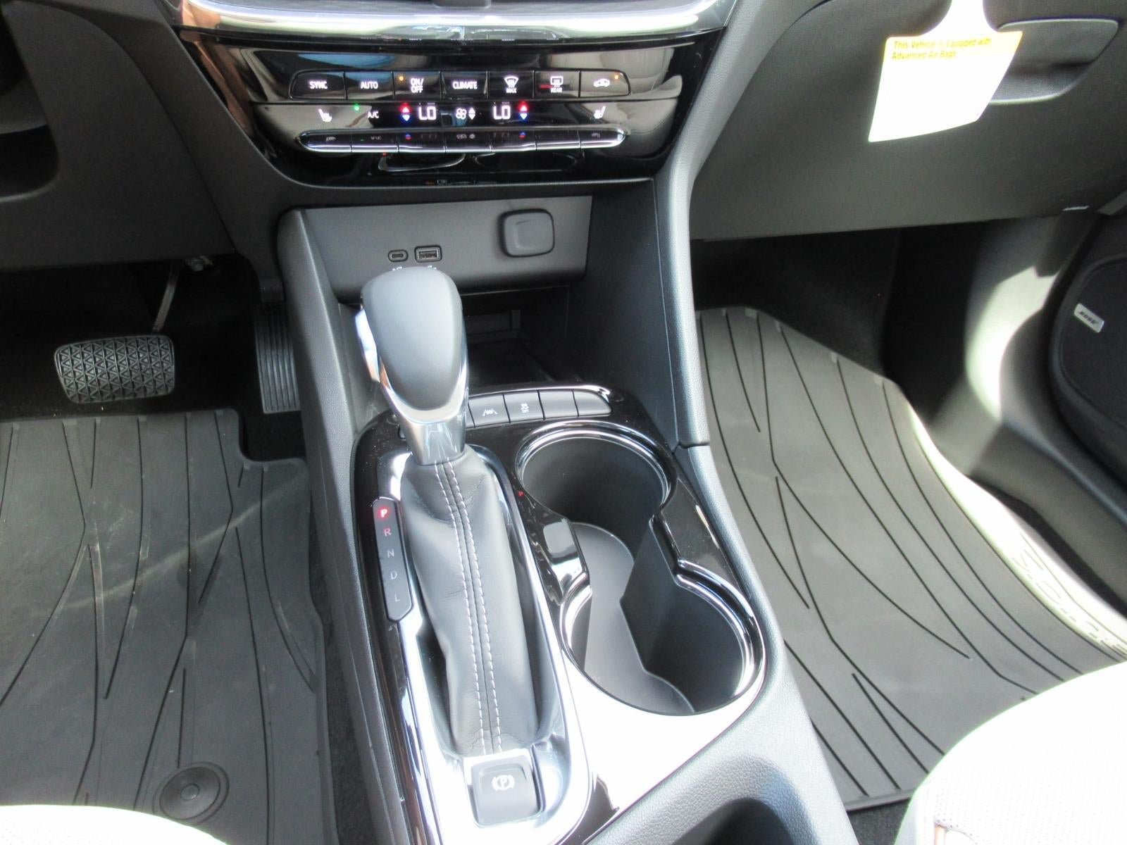 New 2026 Buick Encore GX Avenir w/ Avenir Technology Package FWD image 27