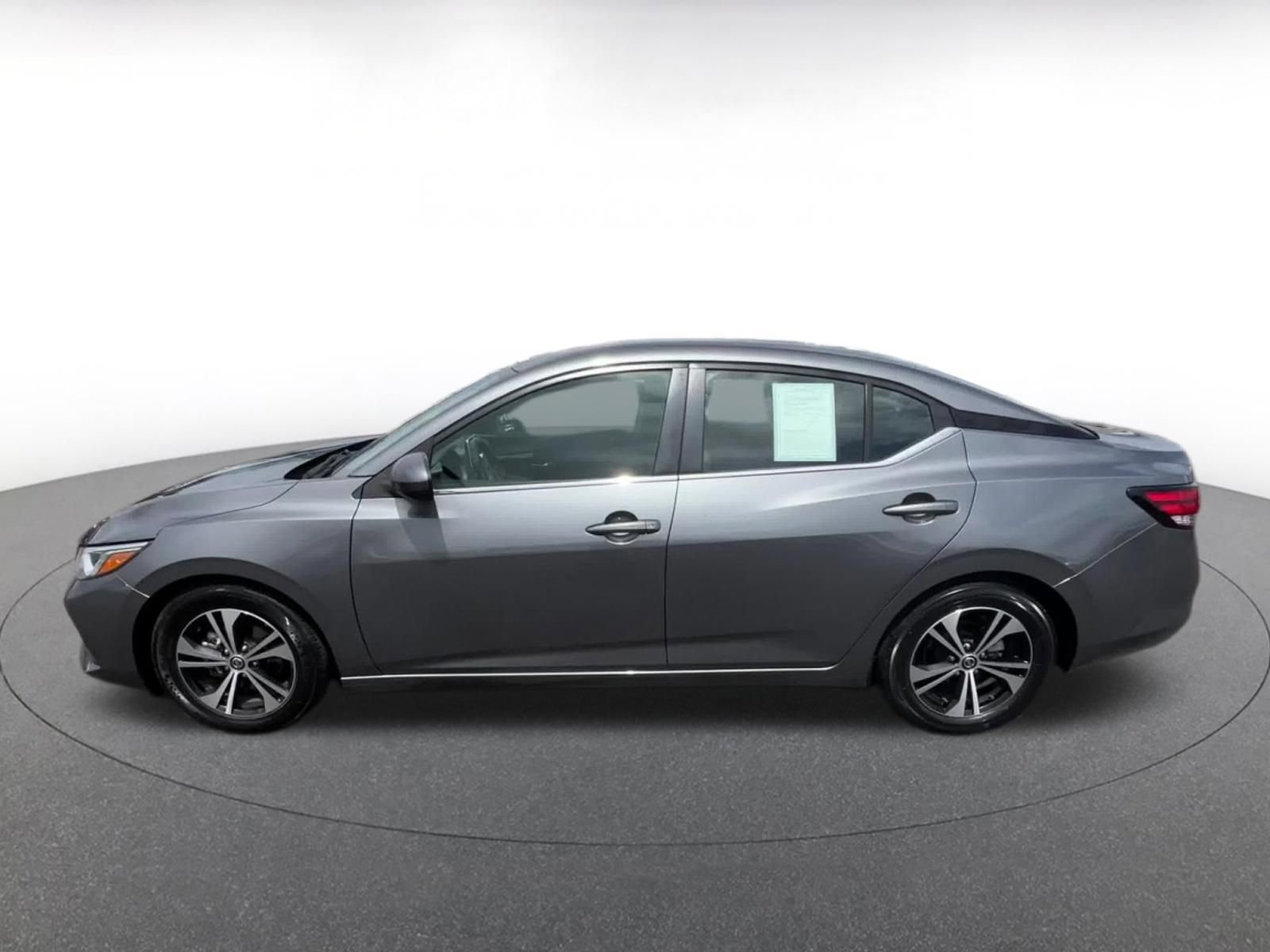 Used 2021 Nissan Sentra SV image 9