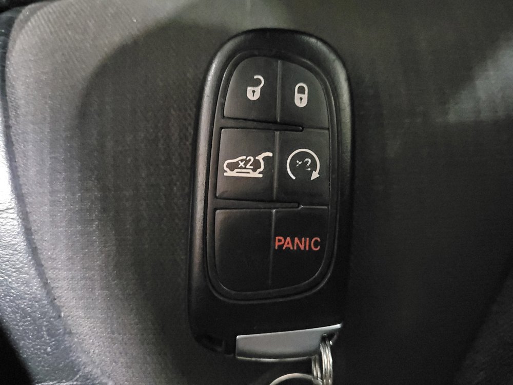 Used 2018 Jeep Cherokee Trailhawk w/ Comfort/Convenience Group image 32