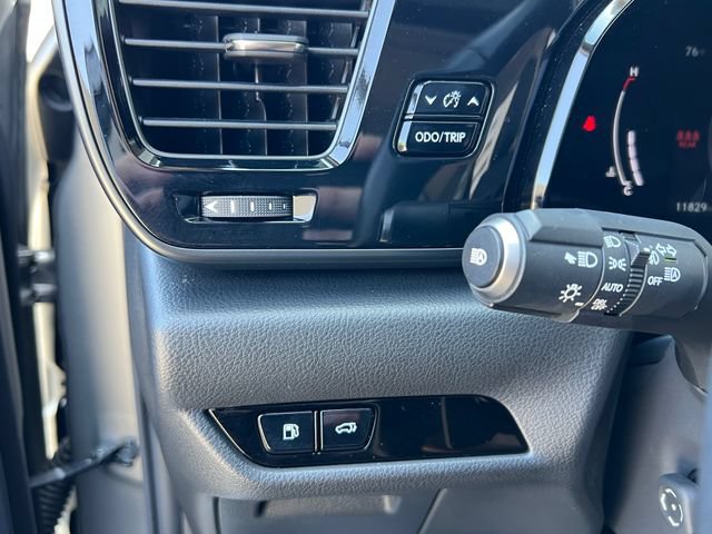 Used 2025 Lexus NX 350h AWD w/ Cold Area Package image 33
