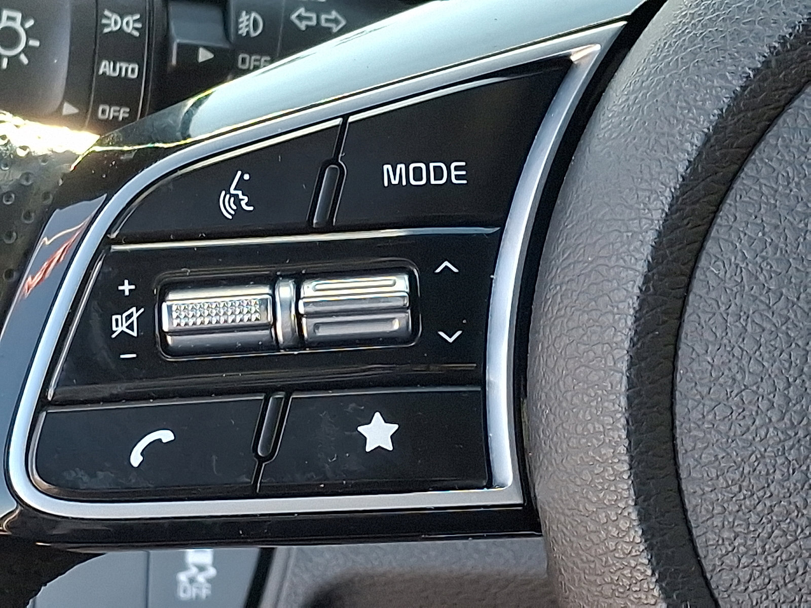 Certified 2023 Kia Forte GT-Line image 21