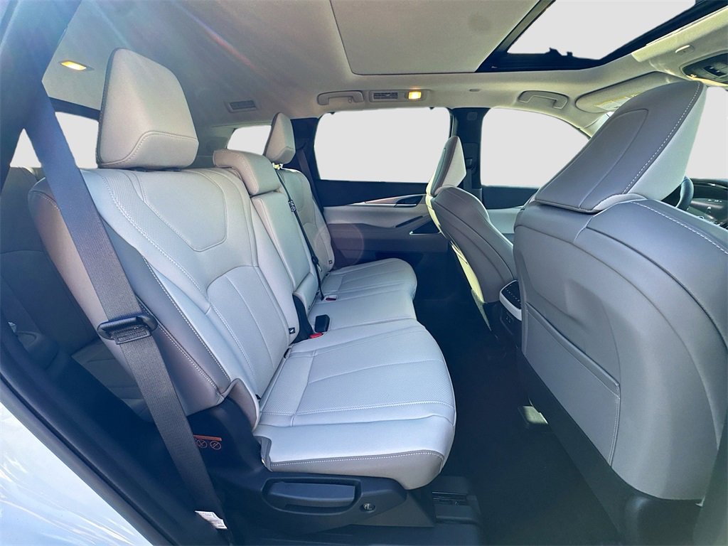 New 2026 INFINITI QX60 Luxe w/ Cargo Package image 30