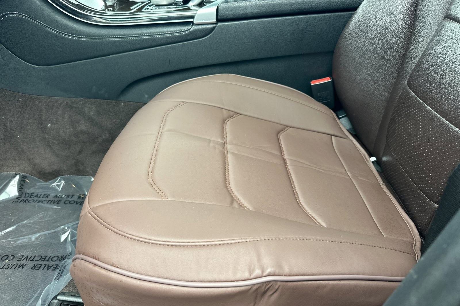 Used 2017 Mercedes-Benz GLC 300 4MATIC image 25