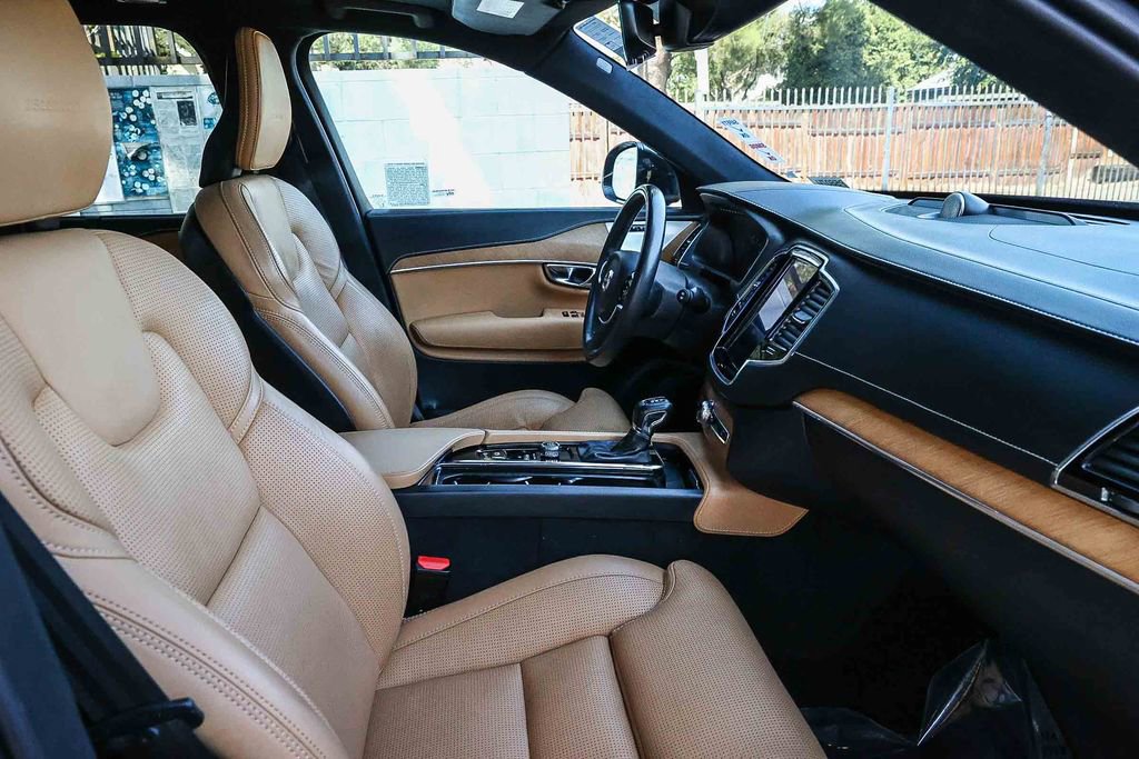 Used 2019 Volvo XC90 T6 Inscription w/ Luxury Package image 28
