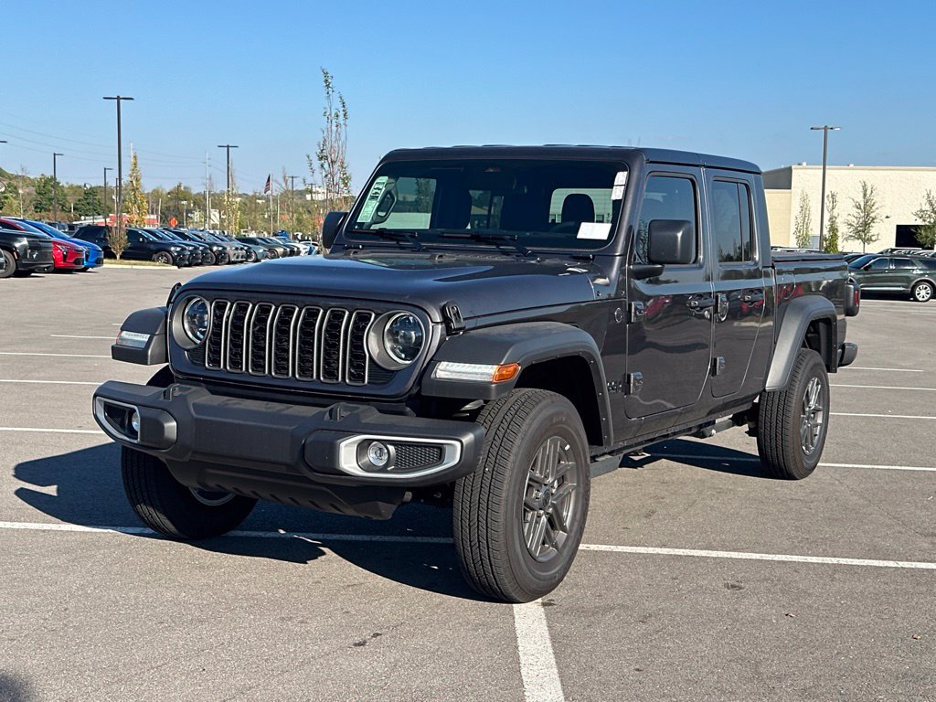 New 2026 Jeep Gladiator Sport w/ Dual Top Group AWD/4WD image 3