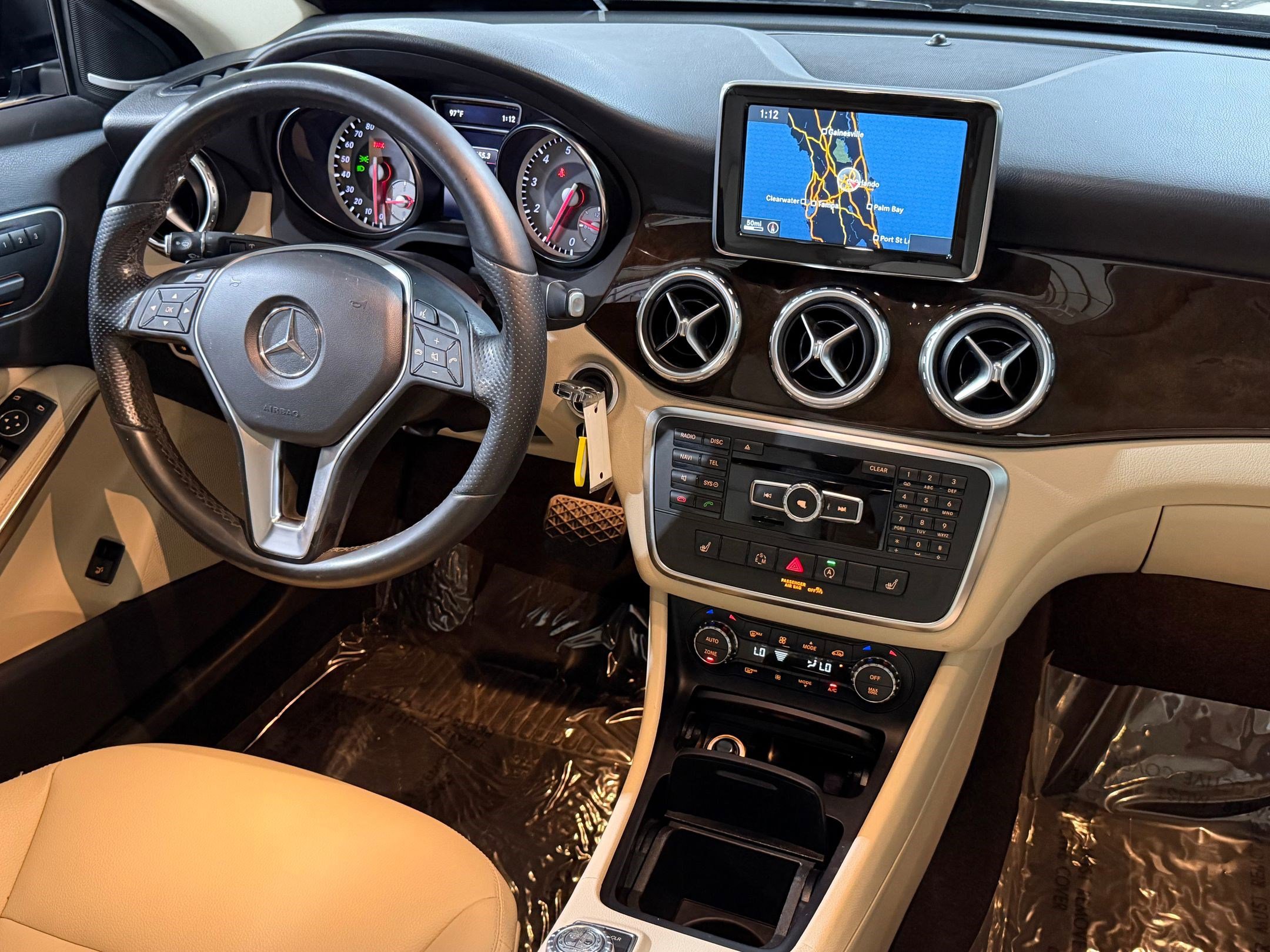 Used 2015 Mercedes-Benz GLA 250 image 4