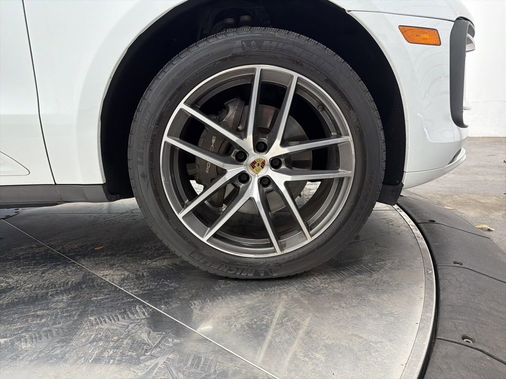Used 2022 Porsche Macan image 9
