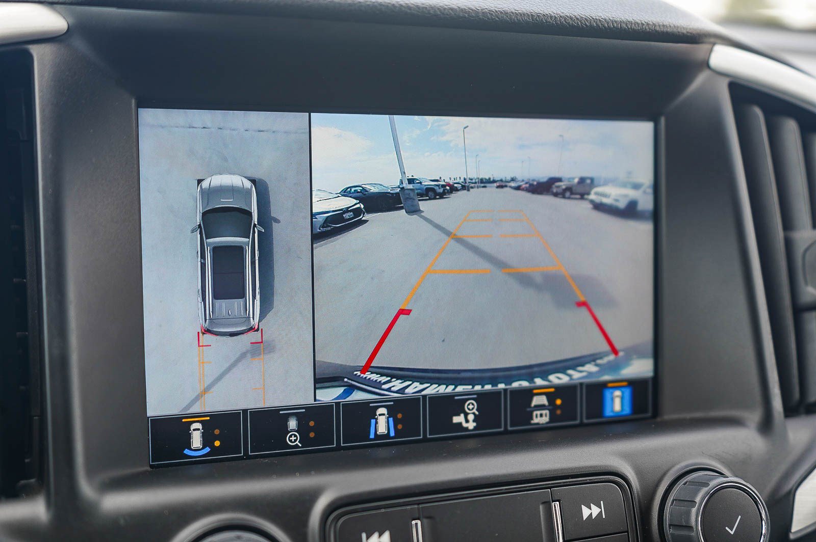 Used 2022 GMC Terrain SLT w/ Tech Package AWD/4WD image 24