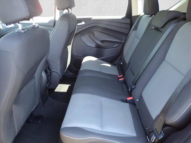 Used 2017 Ford Escape SE w/ Equipment Group 201A AWD/4WD image 9