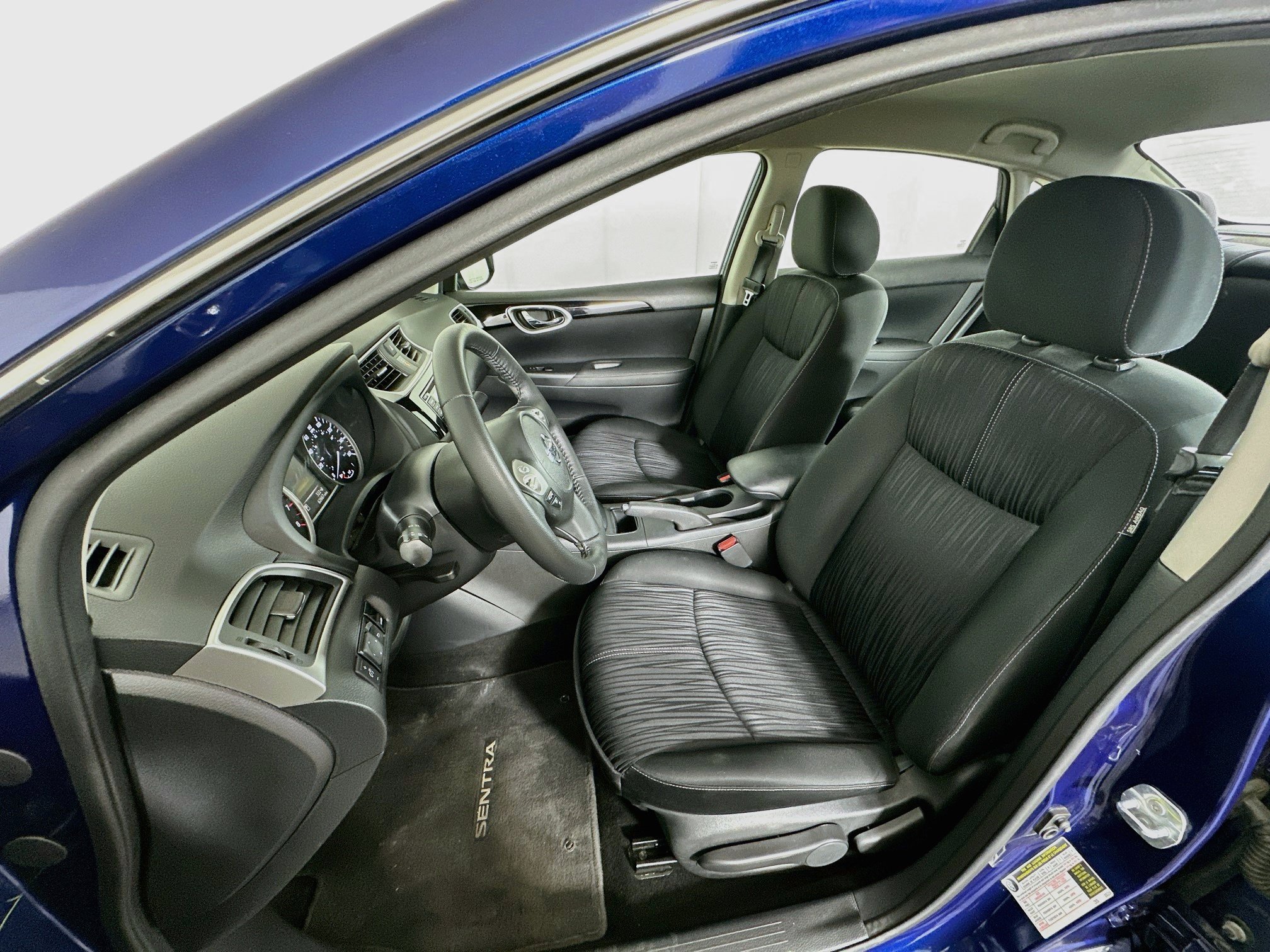 Used 2018 Nissan Sentra SV FWD image 13