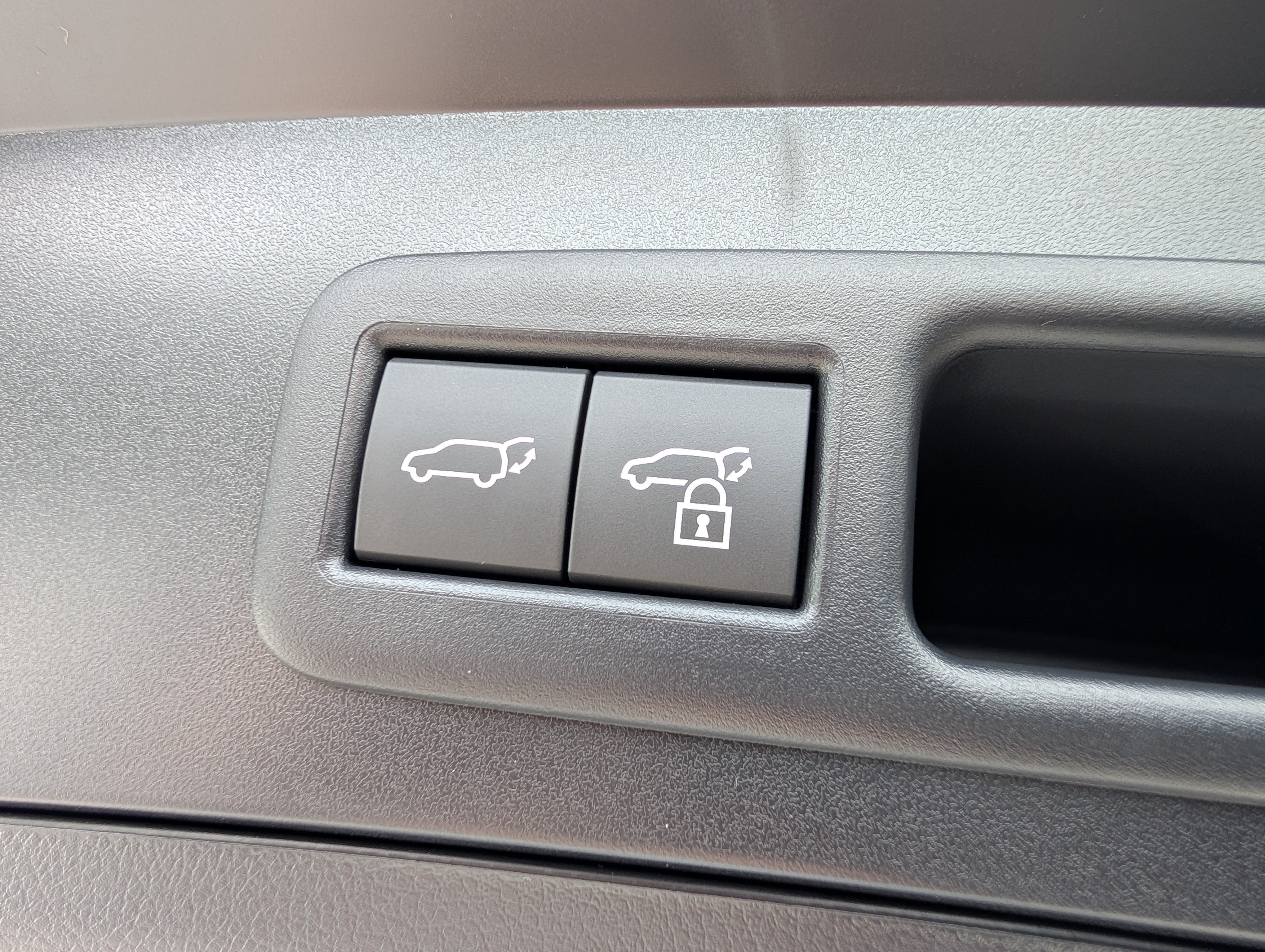 New 2026 Lexus UX 300h AWD image 10