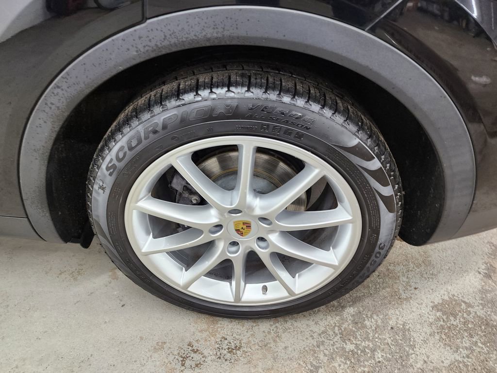 Used 2019 Porsche Cayenne AWD/4WD image 37