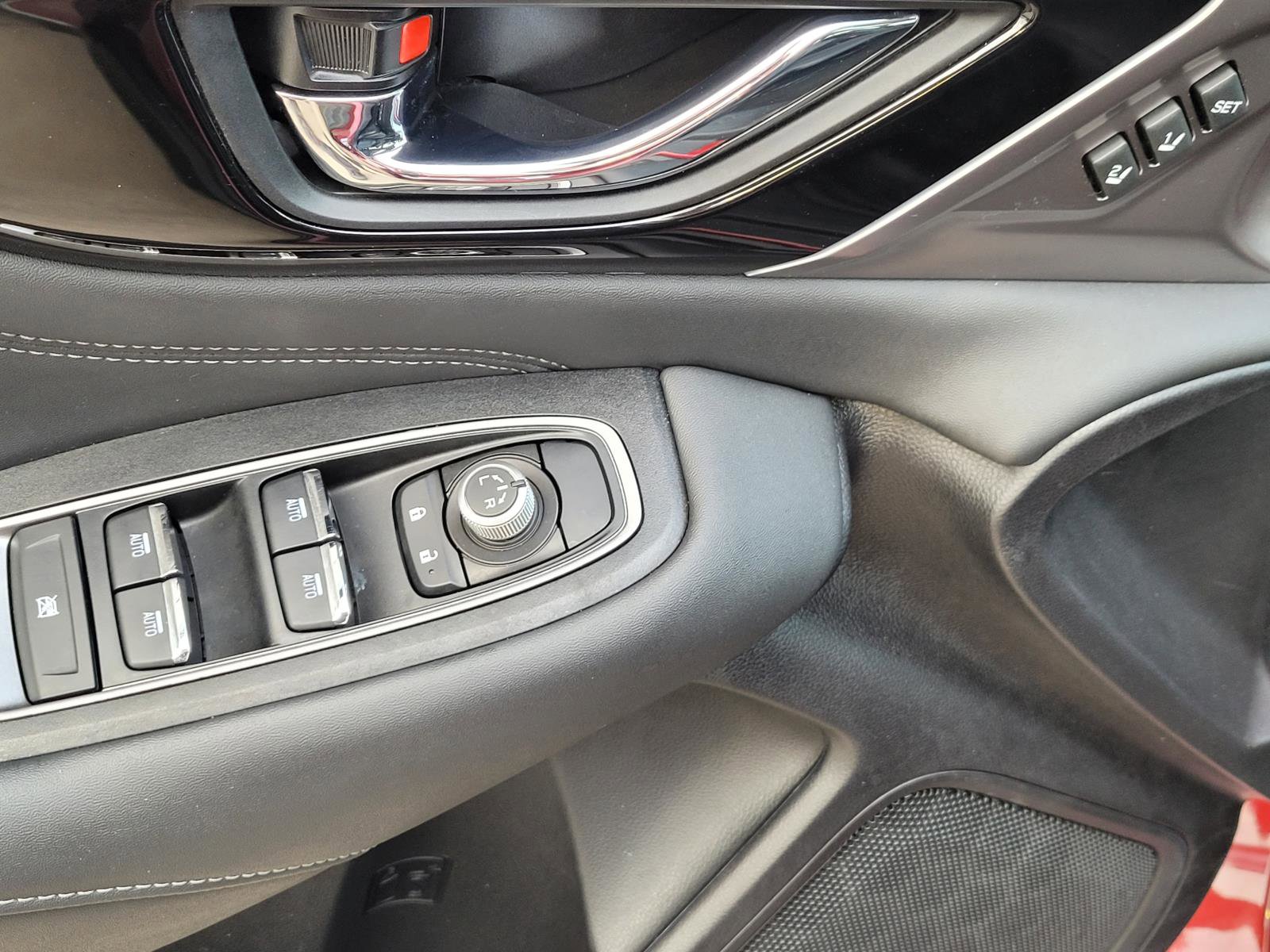 Certified 2025 Subaru Outback Limited image 26